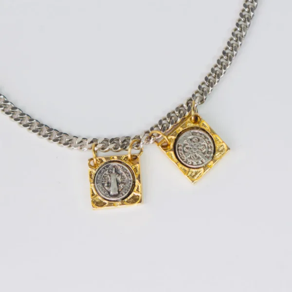 Collar San benito