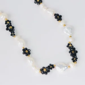 Chocker flores negro